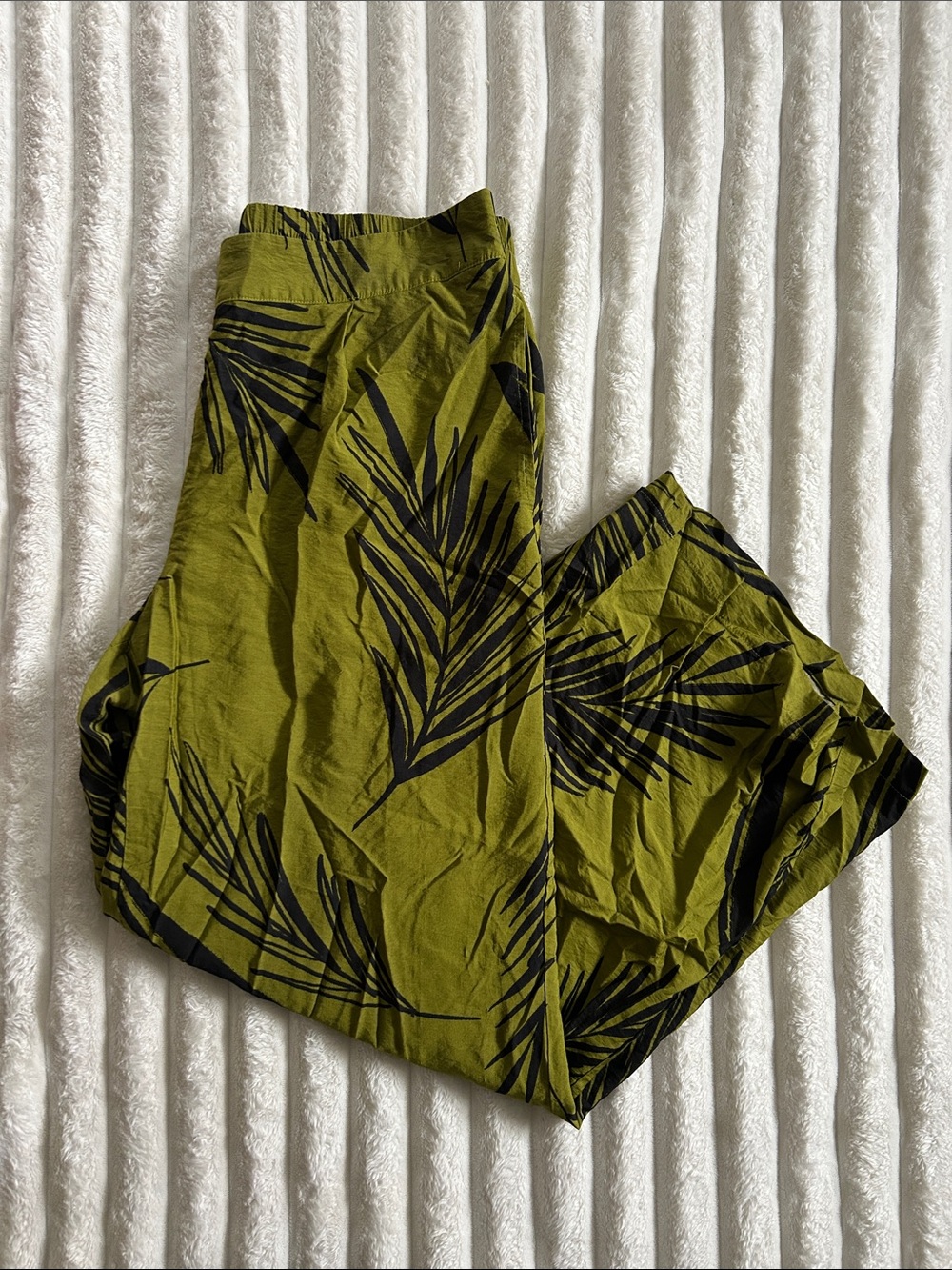 Olive Green Palm-Print Pants